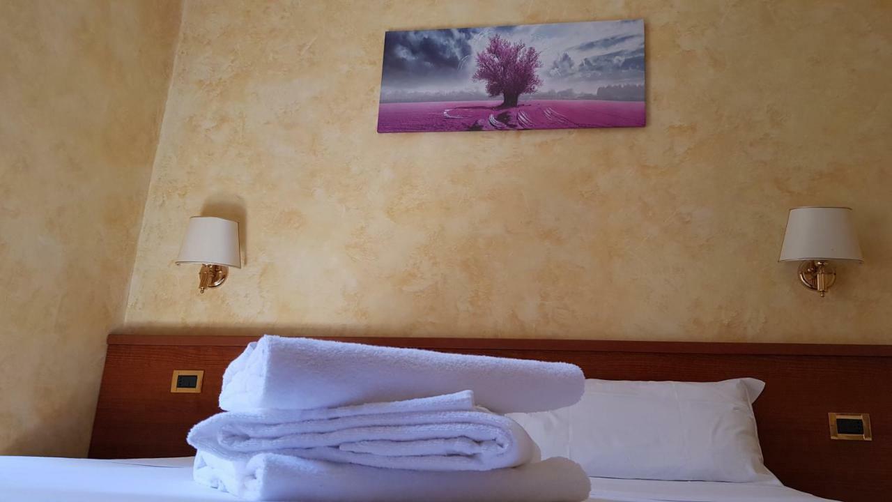 Rainbow Guest House Rom Eksteriør billede